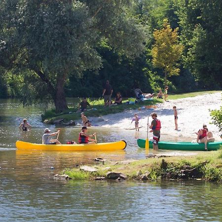 Camping Le Pressoir Petit-Palais-et-Cornemps Eksteriør billede