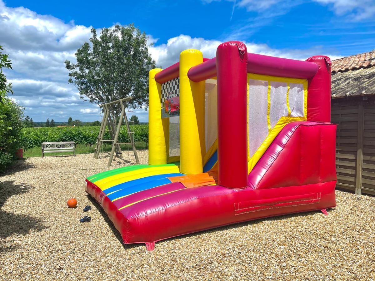 Camping Le Pressoir Petit-Palais-et-Cornemps Eksteriør billede