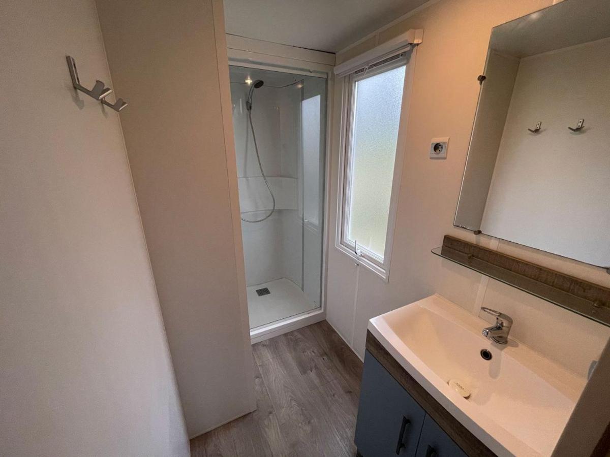Camping Le Pressoir Petit-Palais-et-Cornemps Eksteriør billede
